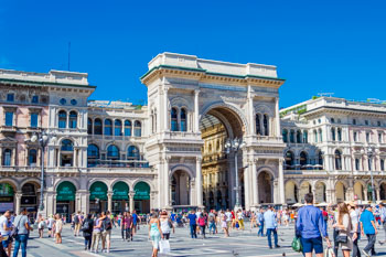 Галерея Віктора Еммануїла II, Мілан, Італія