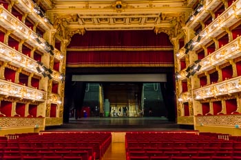 Interior del Teatro Regio, Parma, Italia