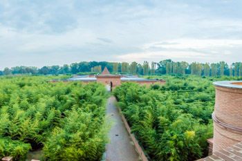 Vista del Labirinto della Masone dal tetto panoramico, Parma, Italia